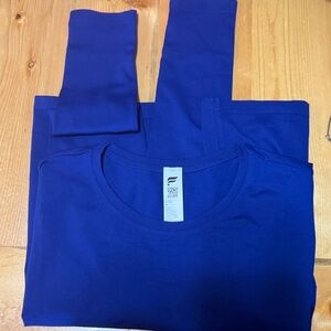 Fabletics long sleeved cropped shirt size 4x. Beautiful color